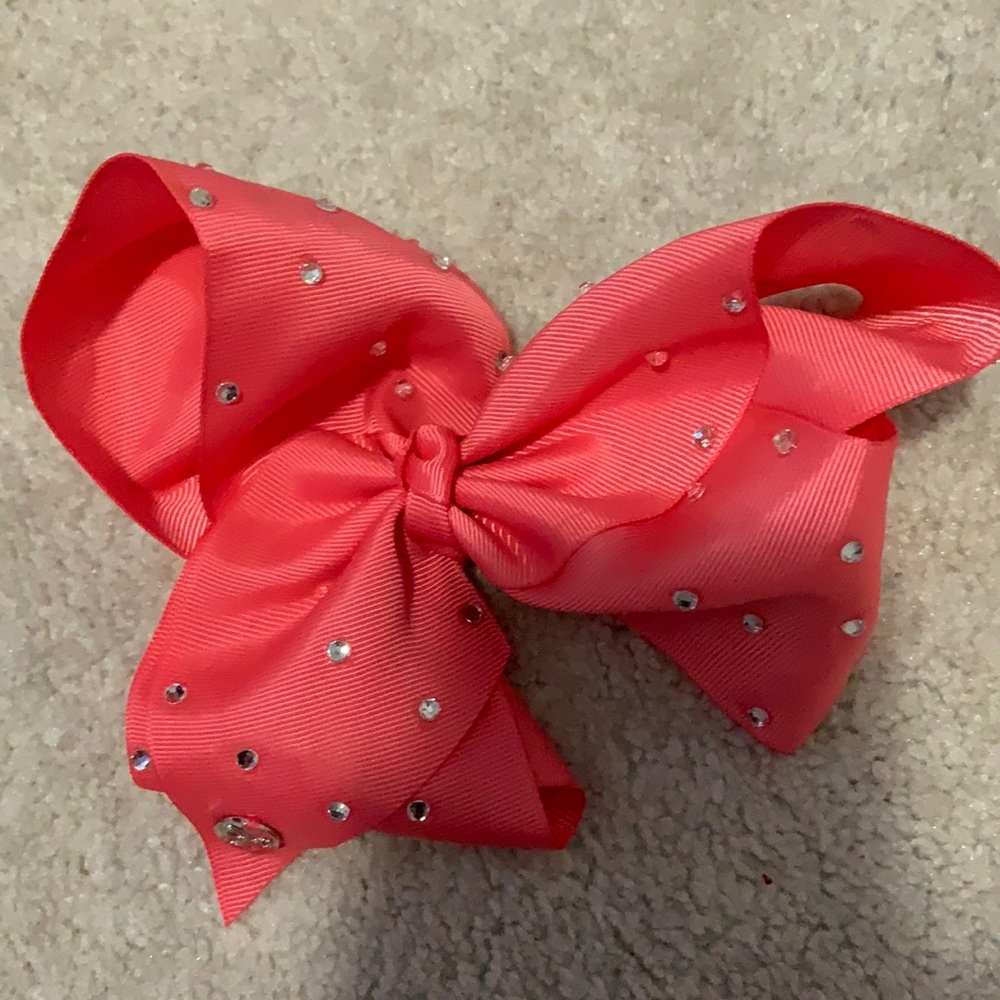 JoJo bow